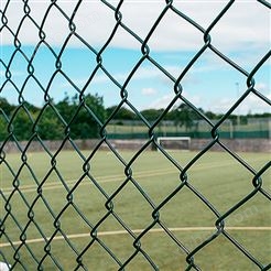 焊接体育场围网 篮球场网球防护网笼 安全运动场