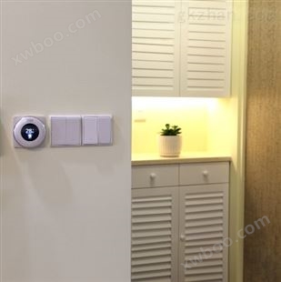房间互联网温控器远程控制电地暖水暖的智能温控器